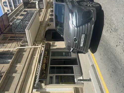 Lexus LX600
